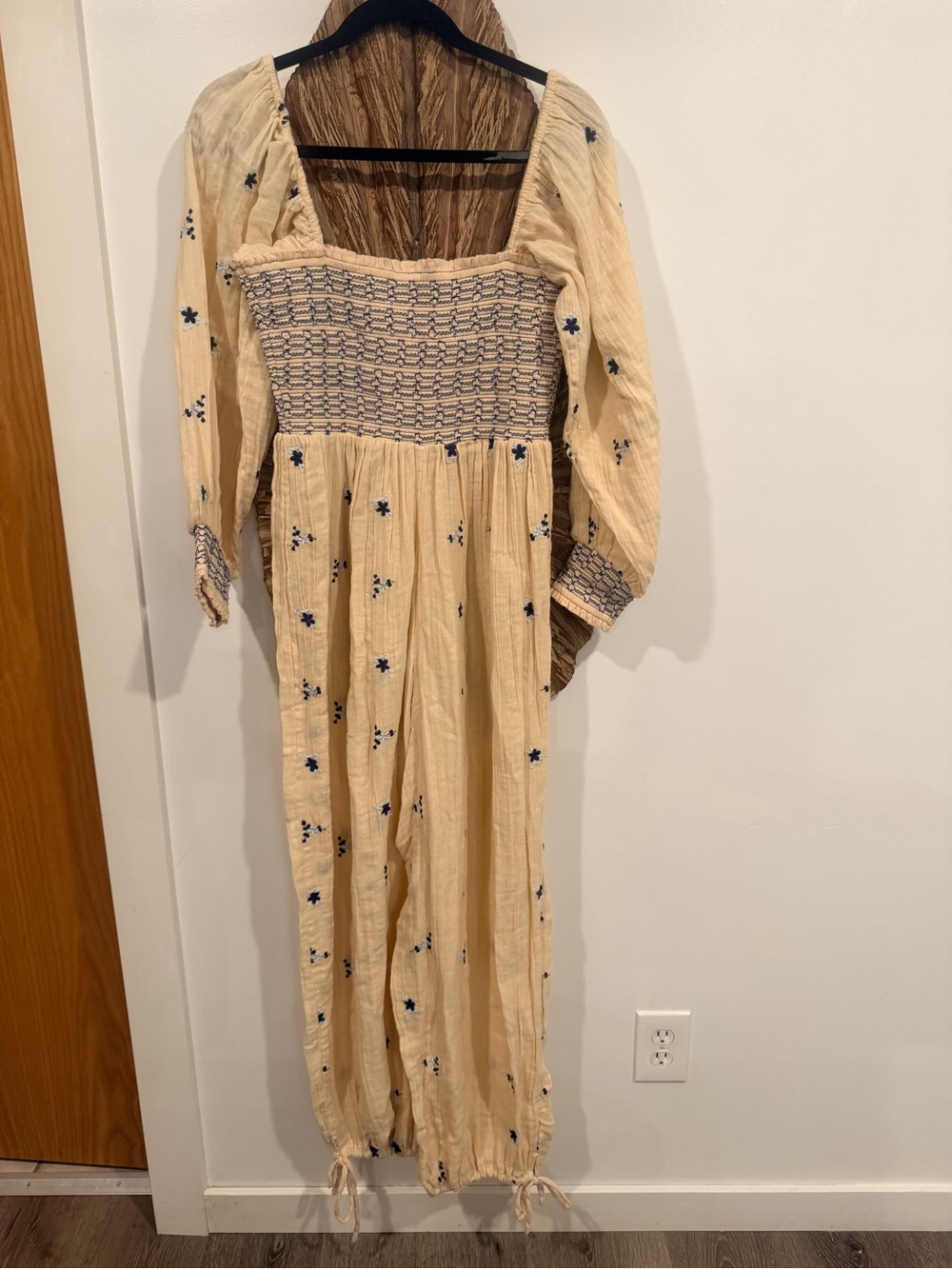 Free People Cream Maxi Jumpsuit with Navy Embroidery - Stunning 🤩 - Picture 2 of 4